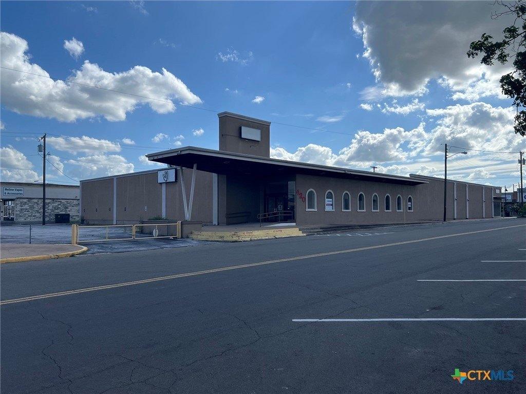 Property Image for 420 E Avenue C