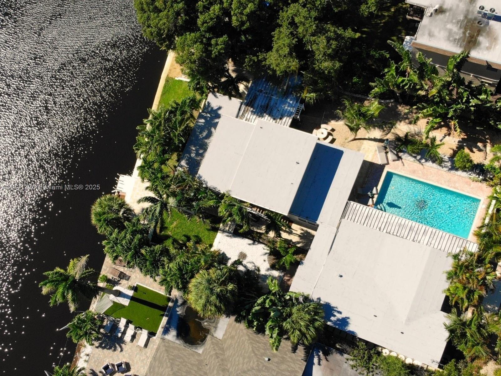 Property Image for 1310 NE 30th St 1-5