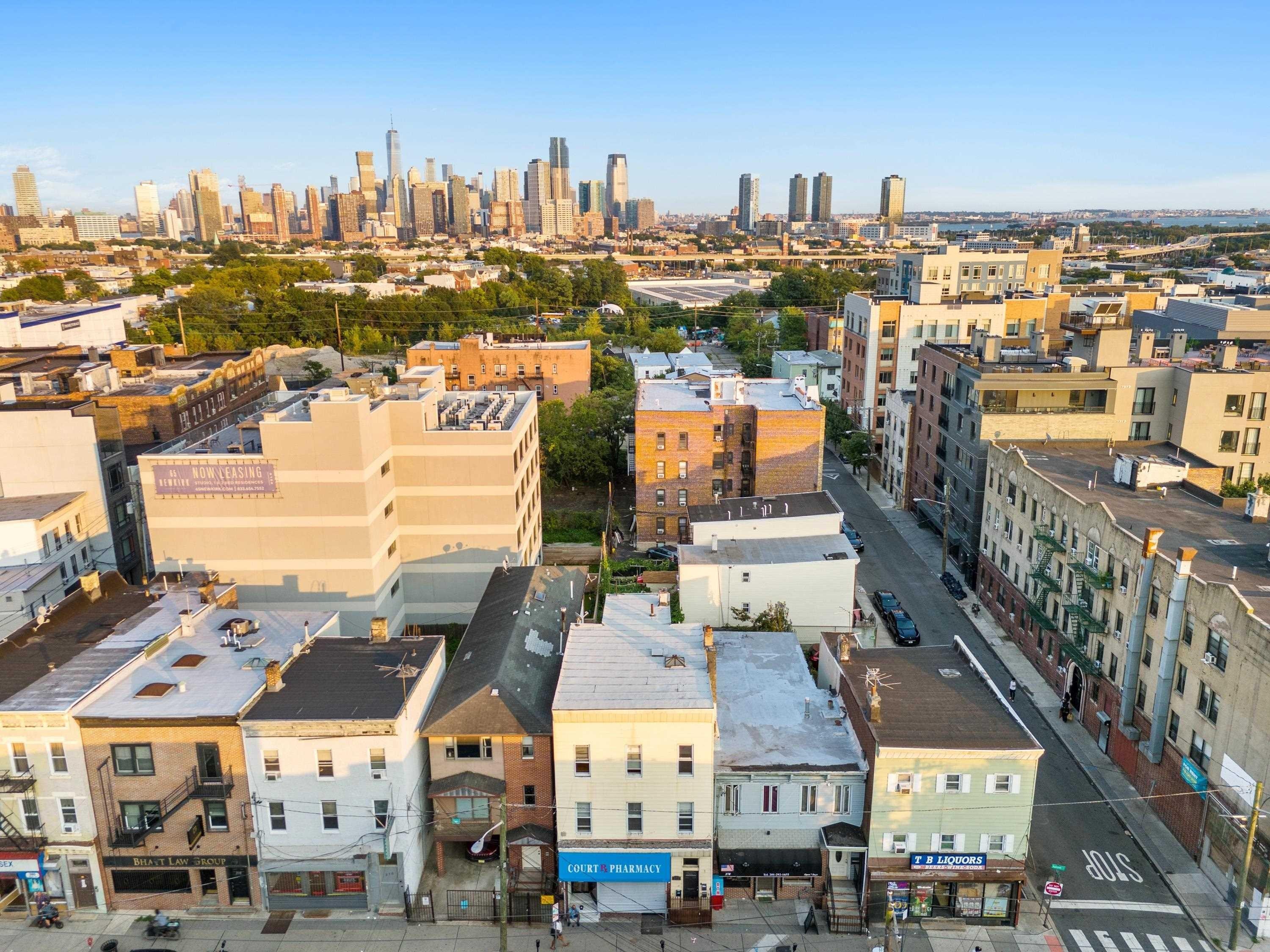 Property Image for 372 Summit Ave