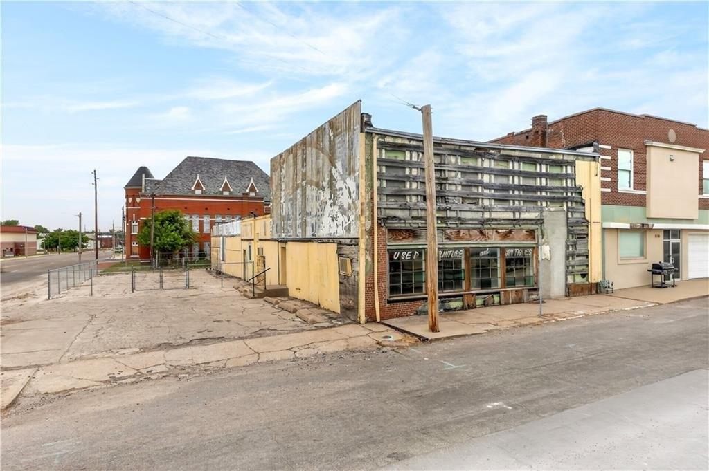 Property Image for 520 S 8th Street
