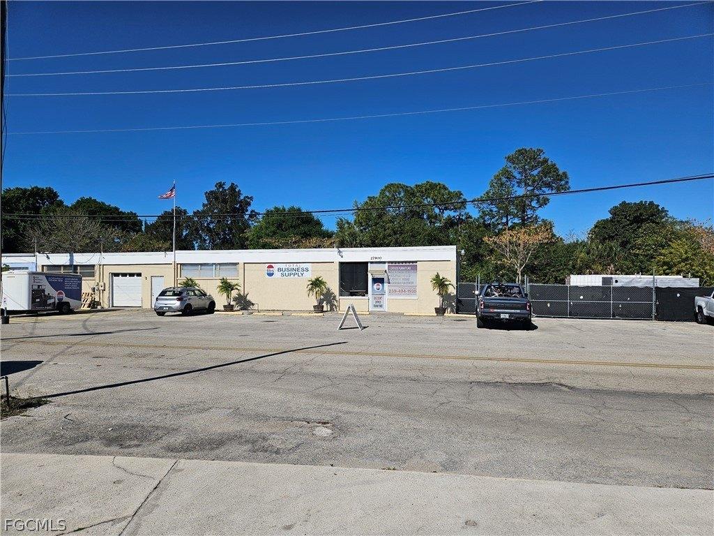 Property Image for 27900 Industrial Street