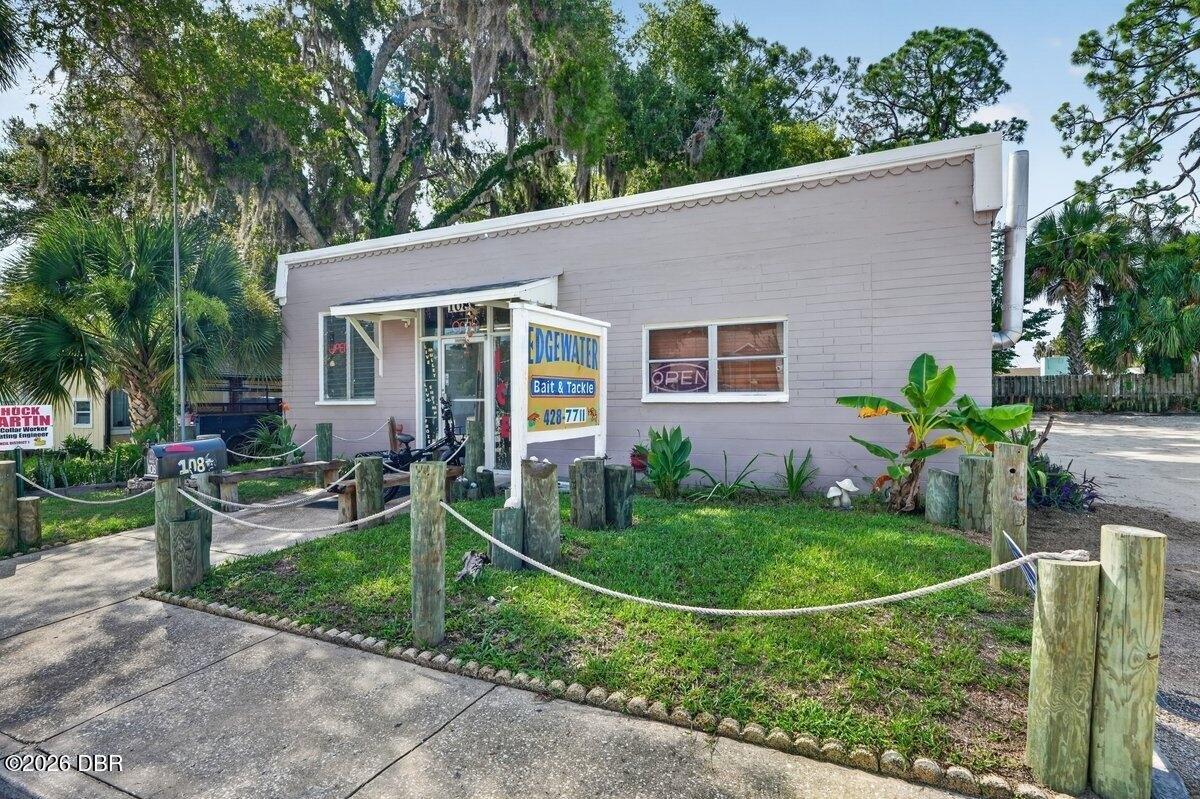 Property Image for 108 E Park Avenue