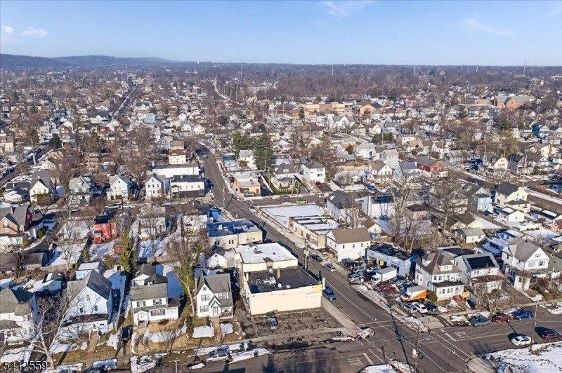 Property Image for 1011 E 2Nd St