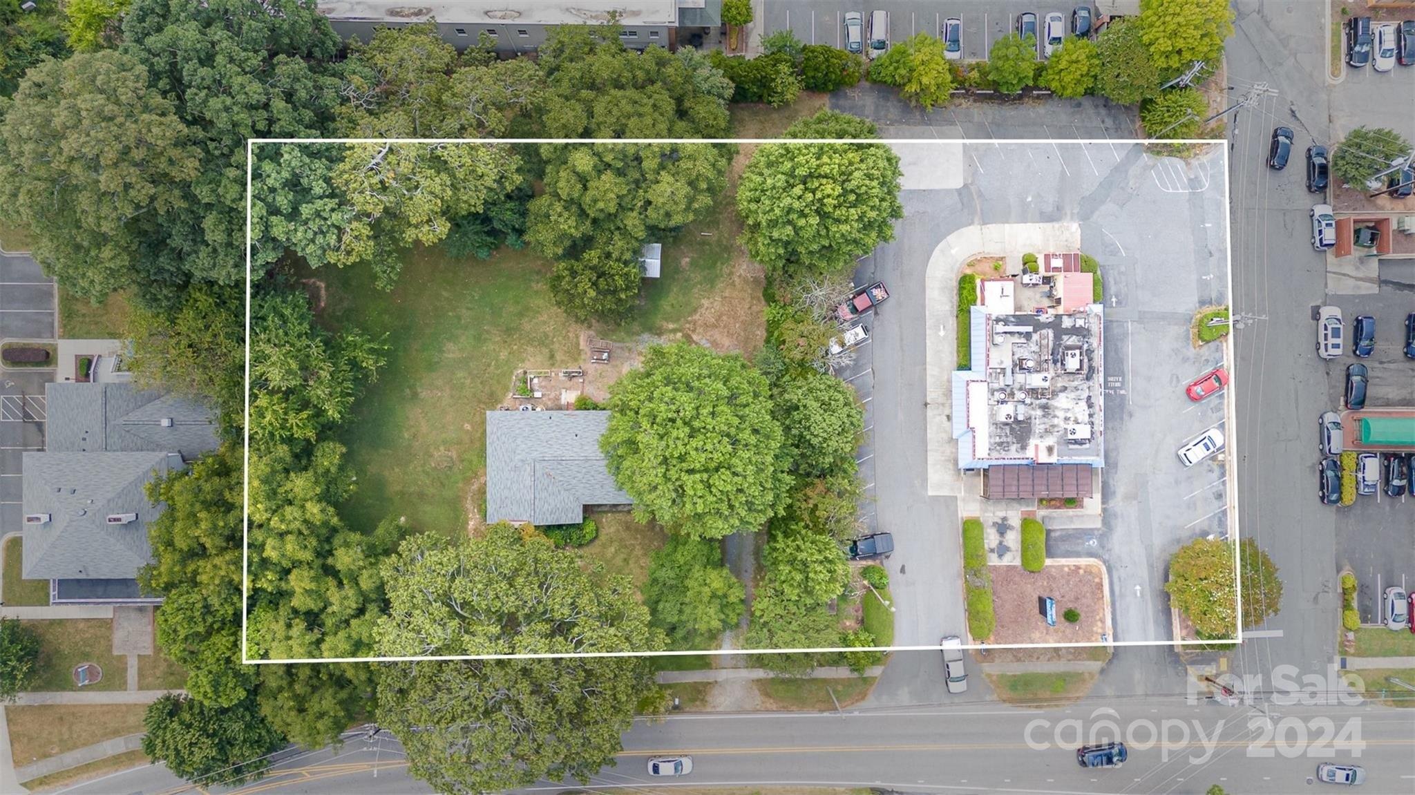 Property Image for 200 & 208 E Matthews Street