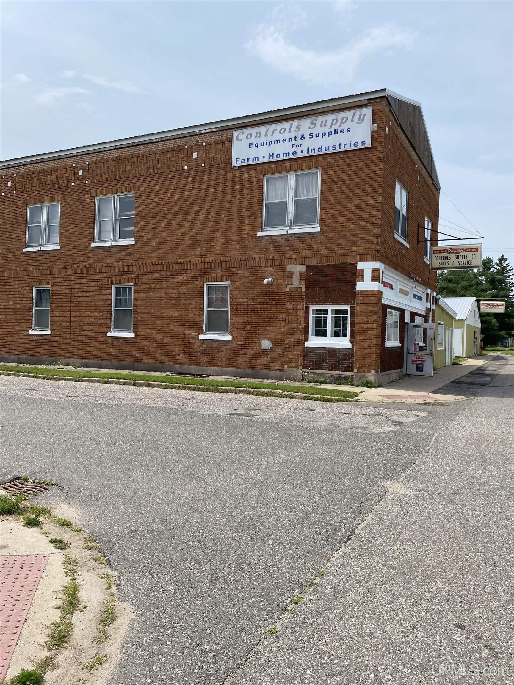 Property Image for 1101 W BREEN Avenue