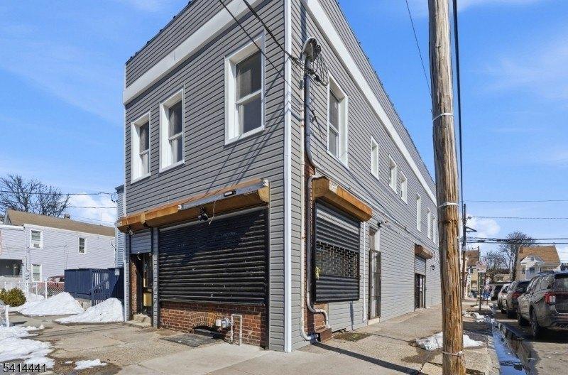 Property Image for 615 E 22Nd St