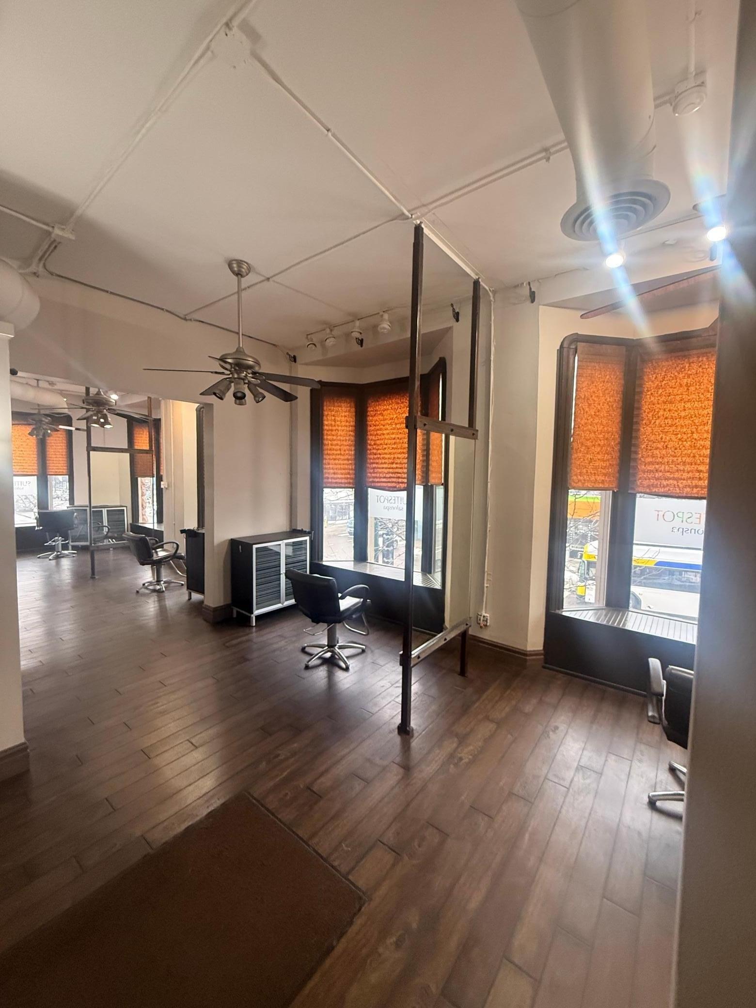 Property Image for 614 W Lake Street