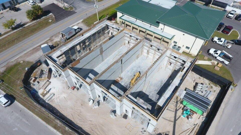 Property Image for 805 E ELKCAM Circle