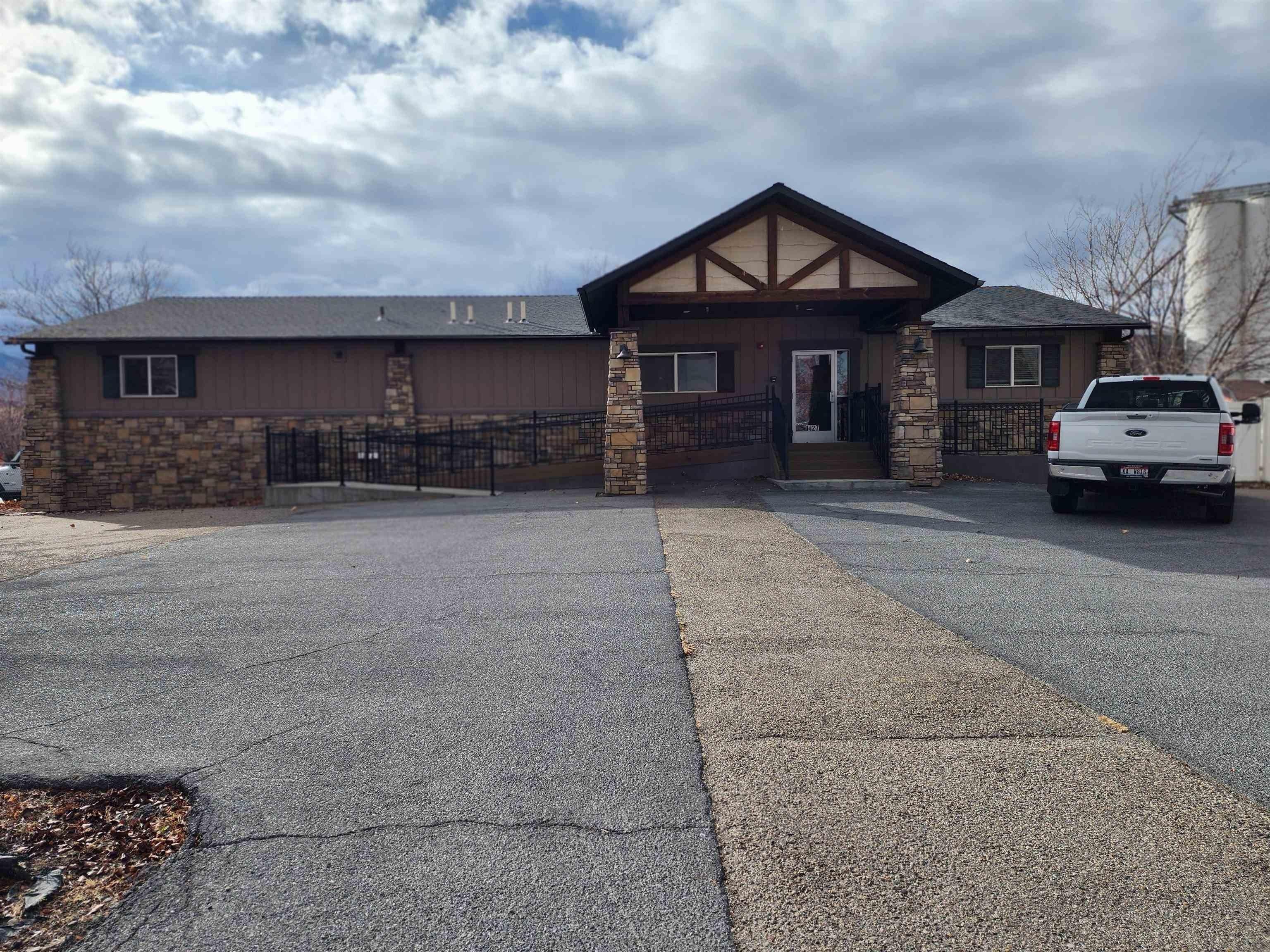 Property Image for 427 N 4th