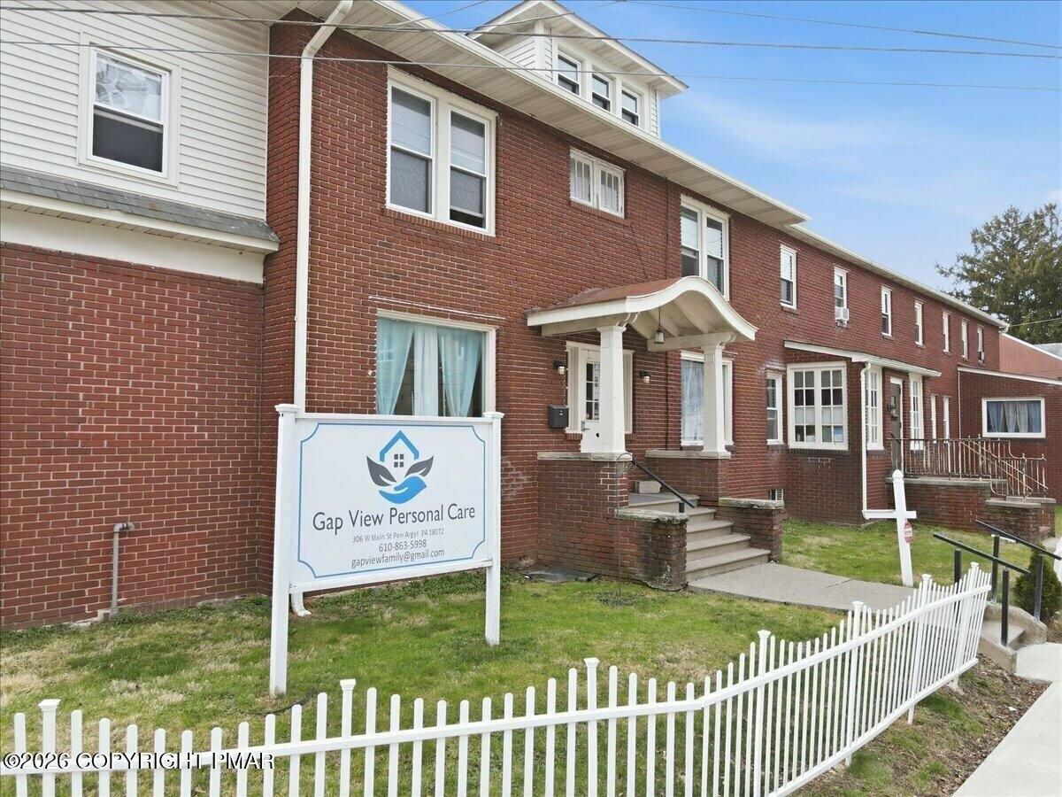 Property Image for 306 W Main Street
