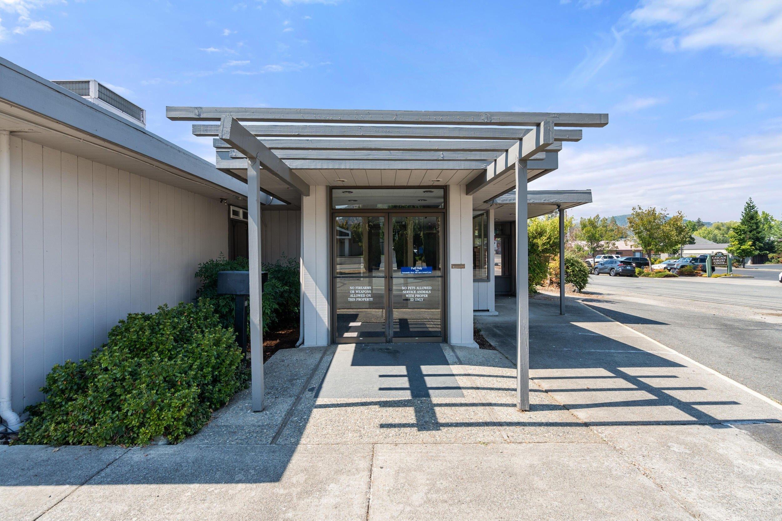 Property Image for 125 NE Manzanita Avenue