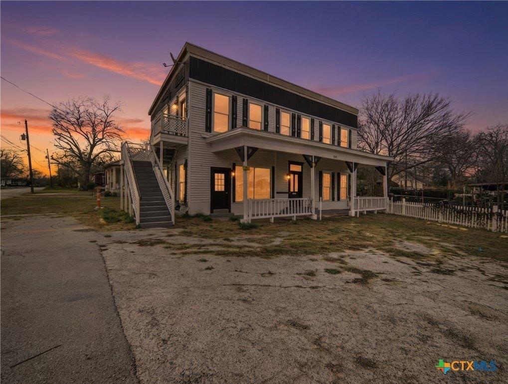 Property Image for 901 N Saint Joseph Street