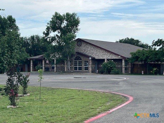 Property Image for 628 E Veterans Memorial Boulevard