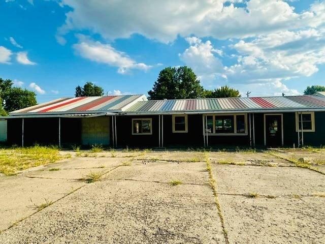 Property Image for 505 E Tampa Dr.