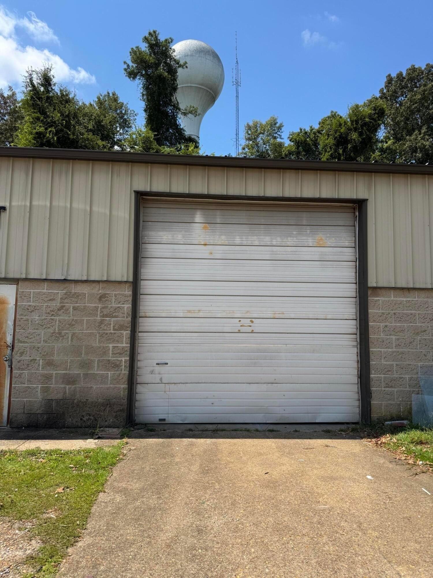 Property Image for 1291 E Main St, Tupelo, MS 38804