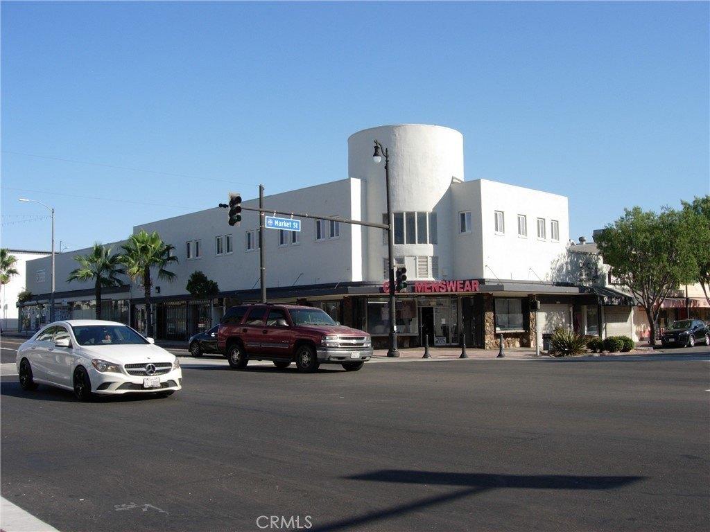 Property Image for 302 E Manchester Boulevard