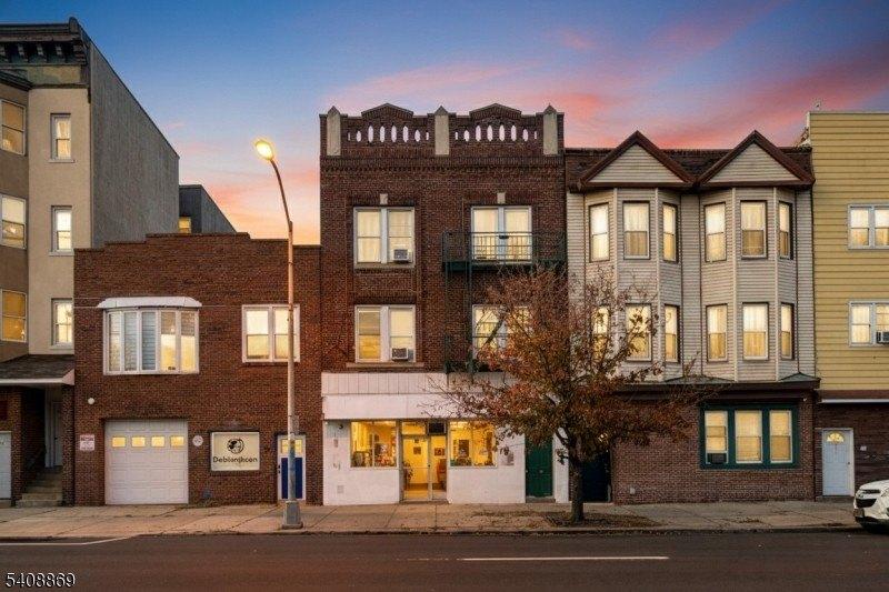 Property Image for 383 Avenue C