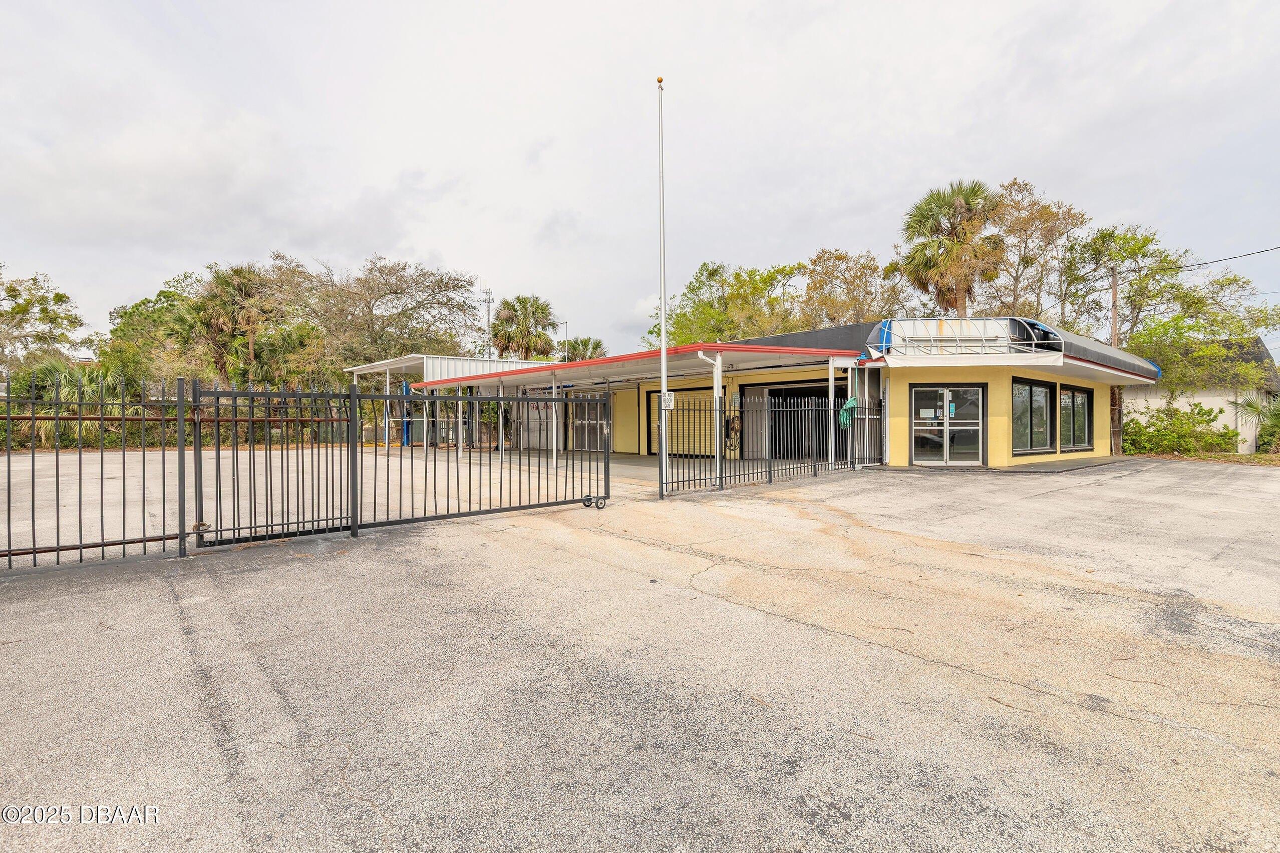 Property Image for 82 N Yonge Street