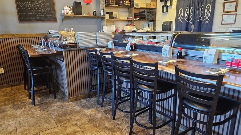 Property Image for 1209 N Saginaw Boulevard F