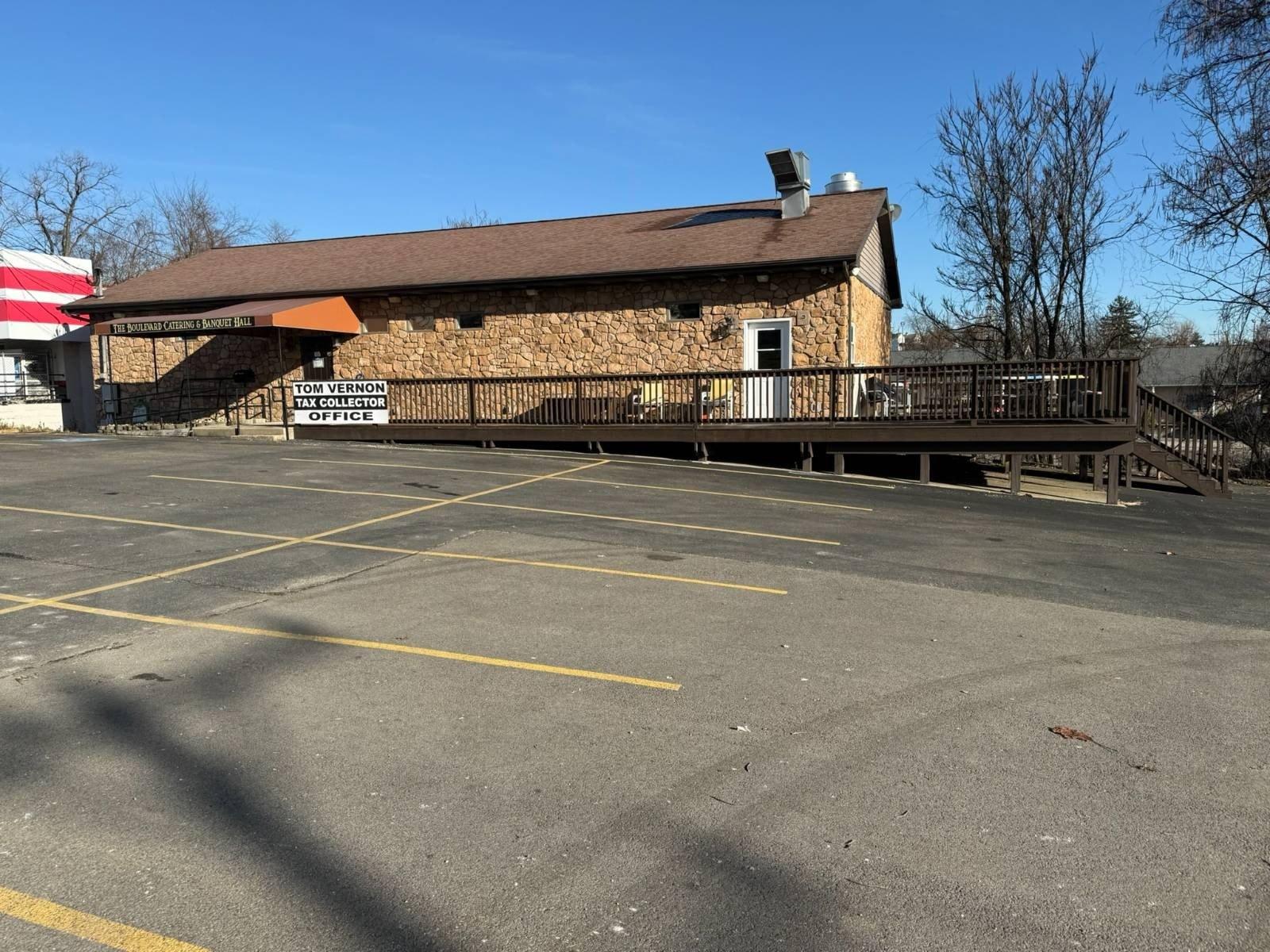 Property Image for 16 Dixon Blvd