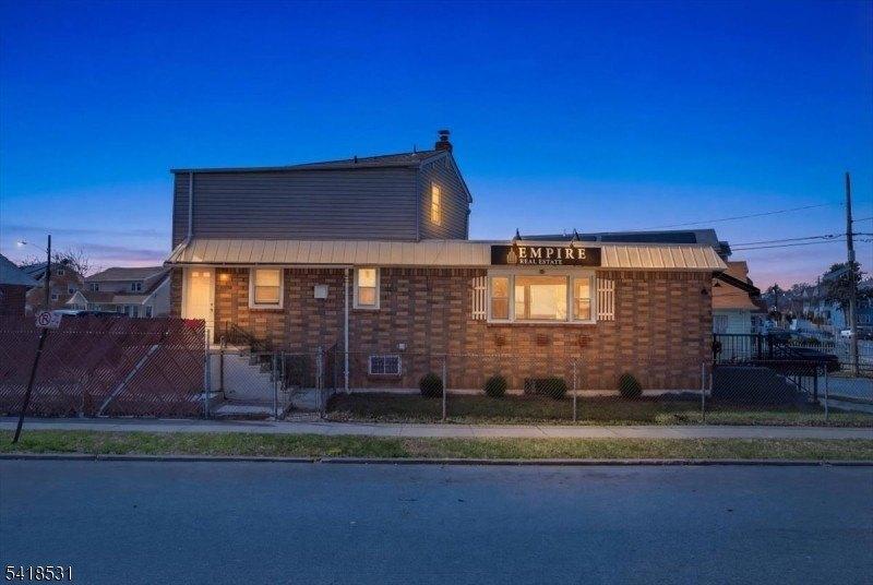Property Image for 202 22Nd Ave