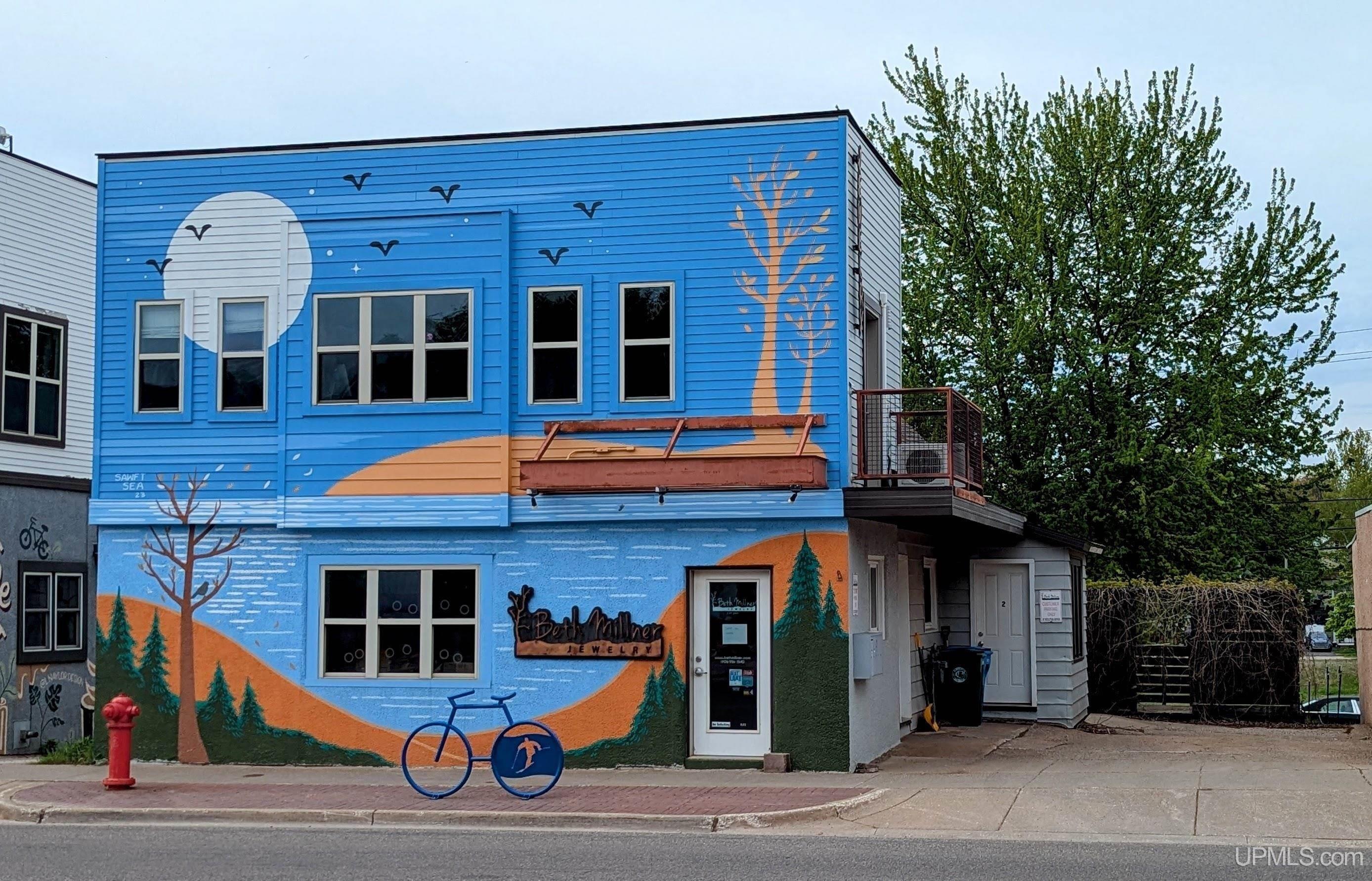 Property Image for 521 W Washington Street