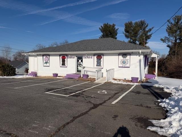 Property Image for 5505 White Oak Drive