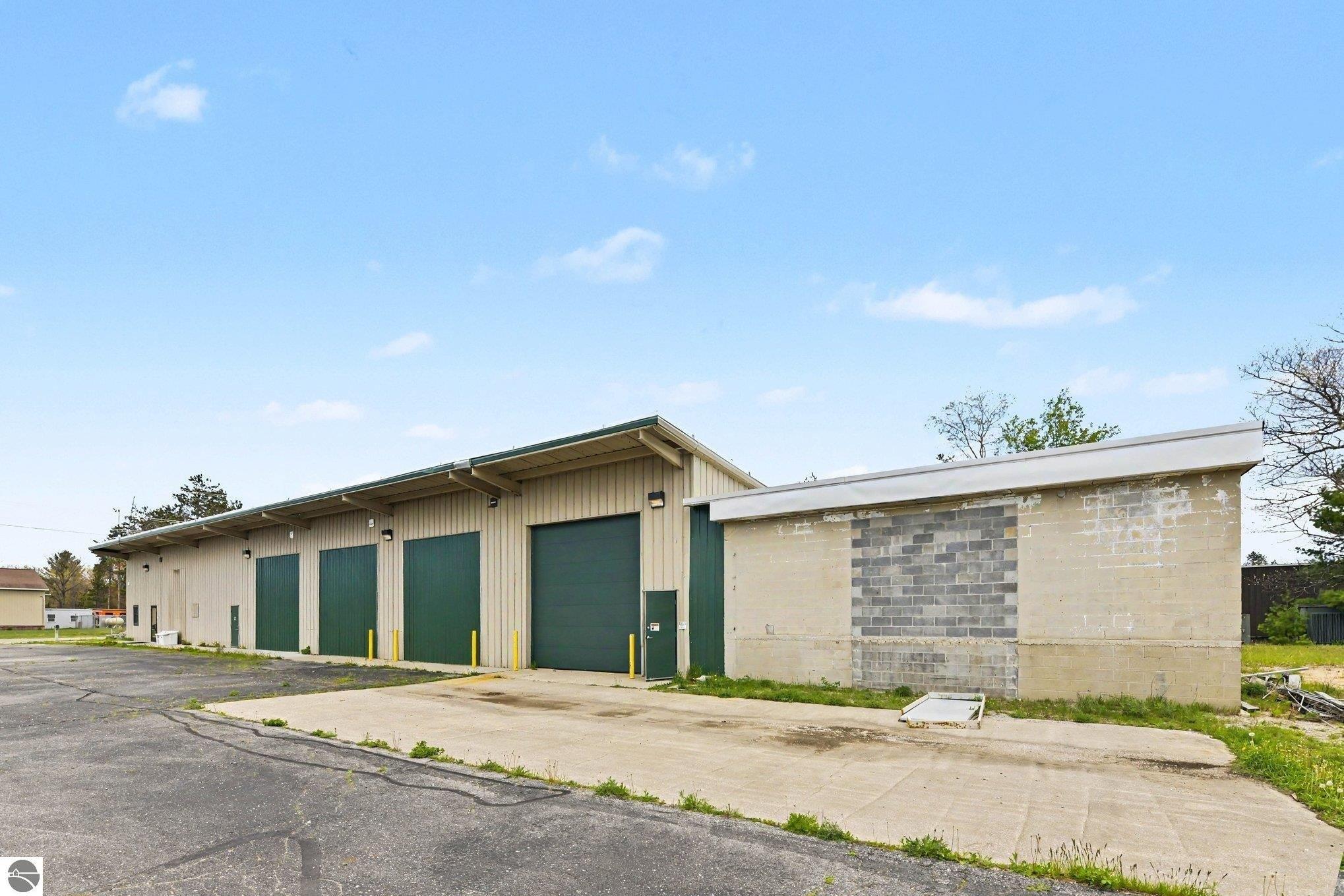 Property Image for 490 E Dresden Street