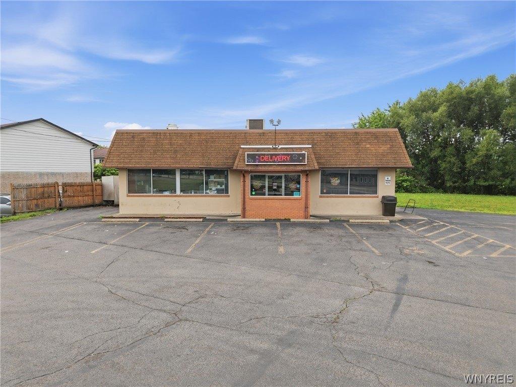 Property Image for 2195 Clinton Street