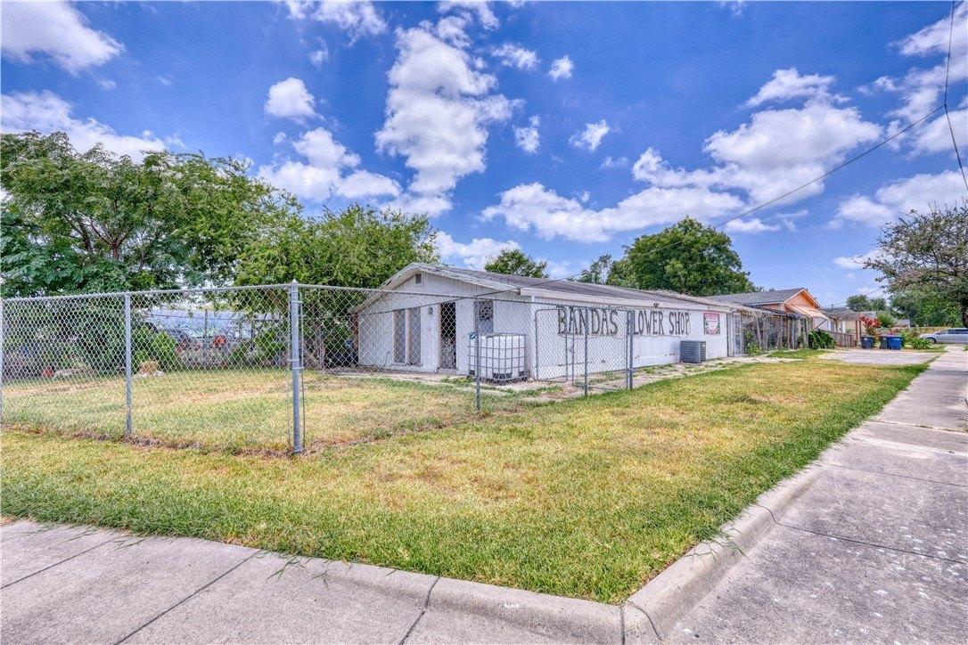Property Image for 1917 Ayers Street