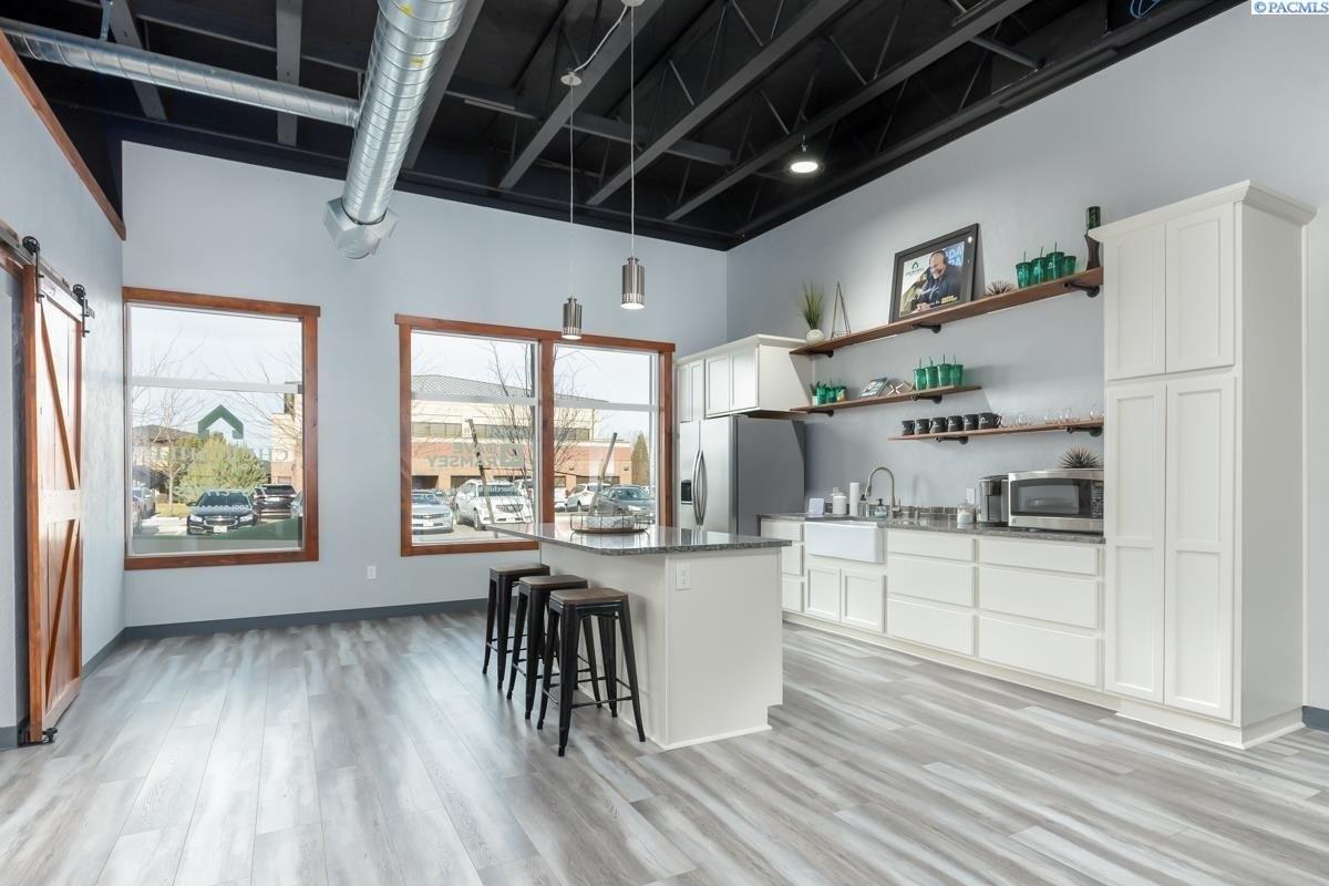 Property Image for 8109 W Grandridge Blvd 120