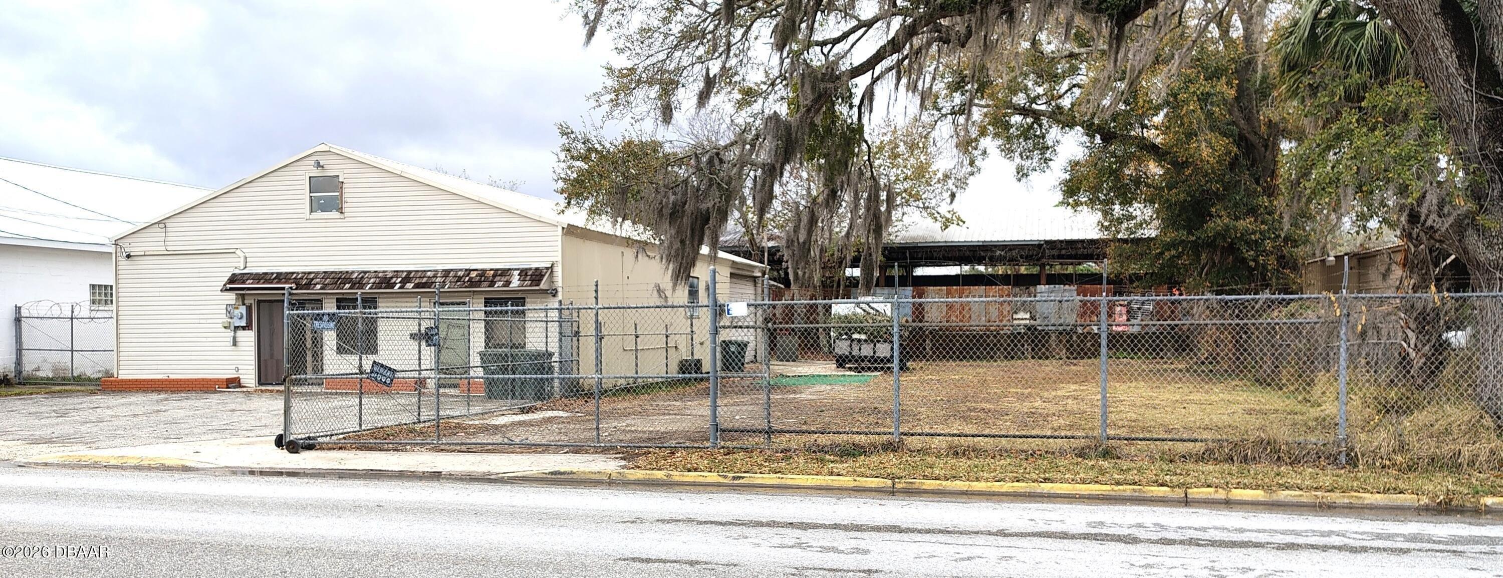 Property Image for 318 N Segrave Street