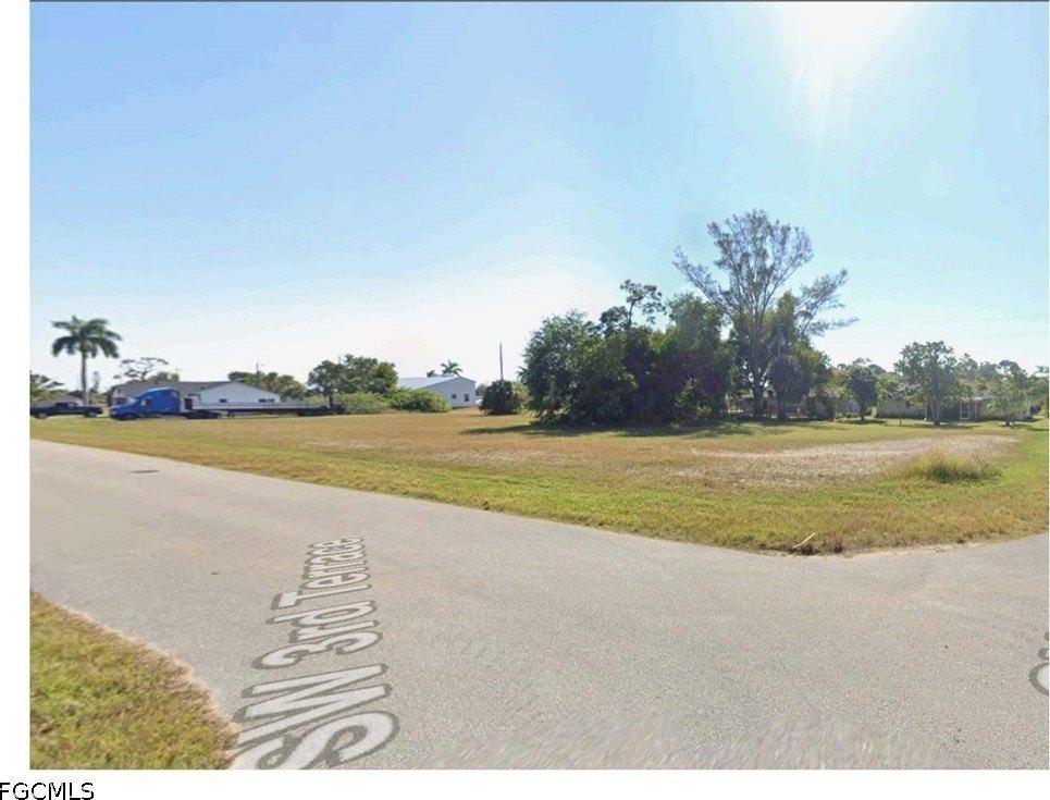 Property Image for 720 SW 3rd Terrace