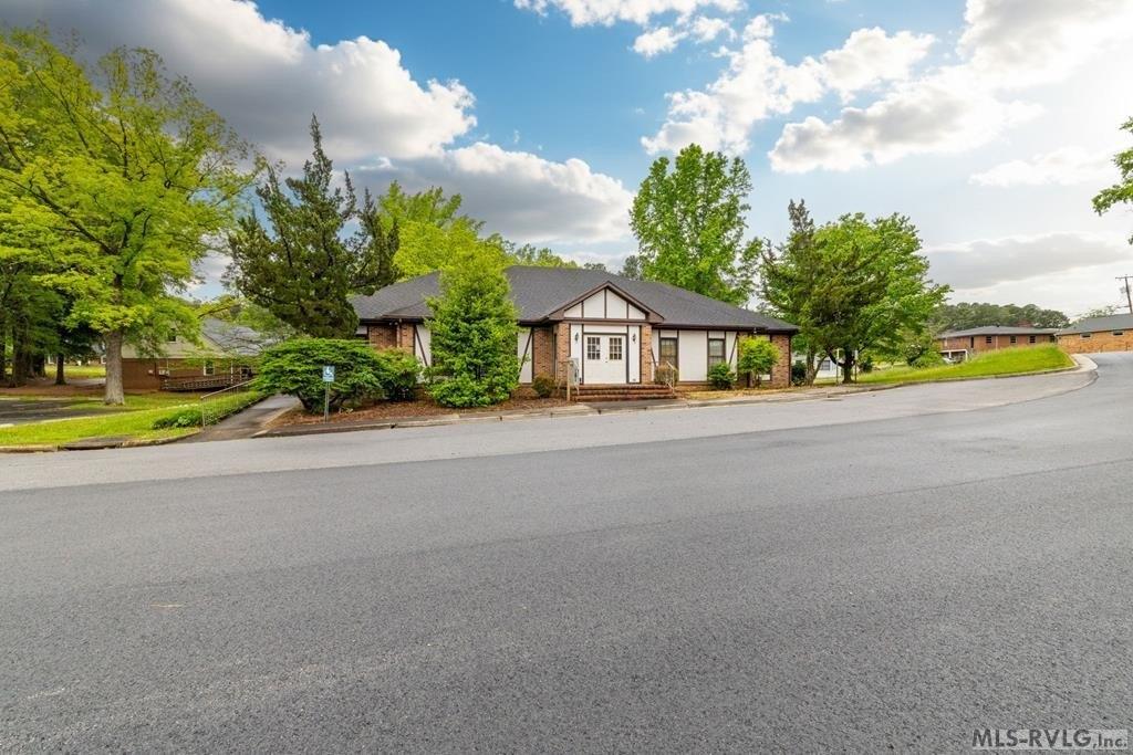 Property Image for 413 Bracey Lane