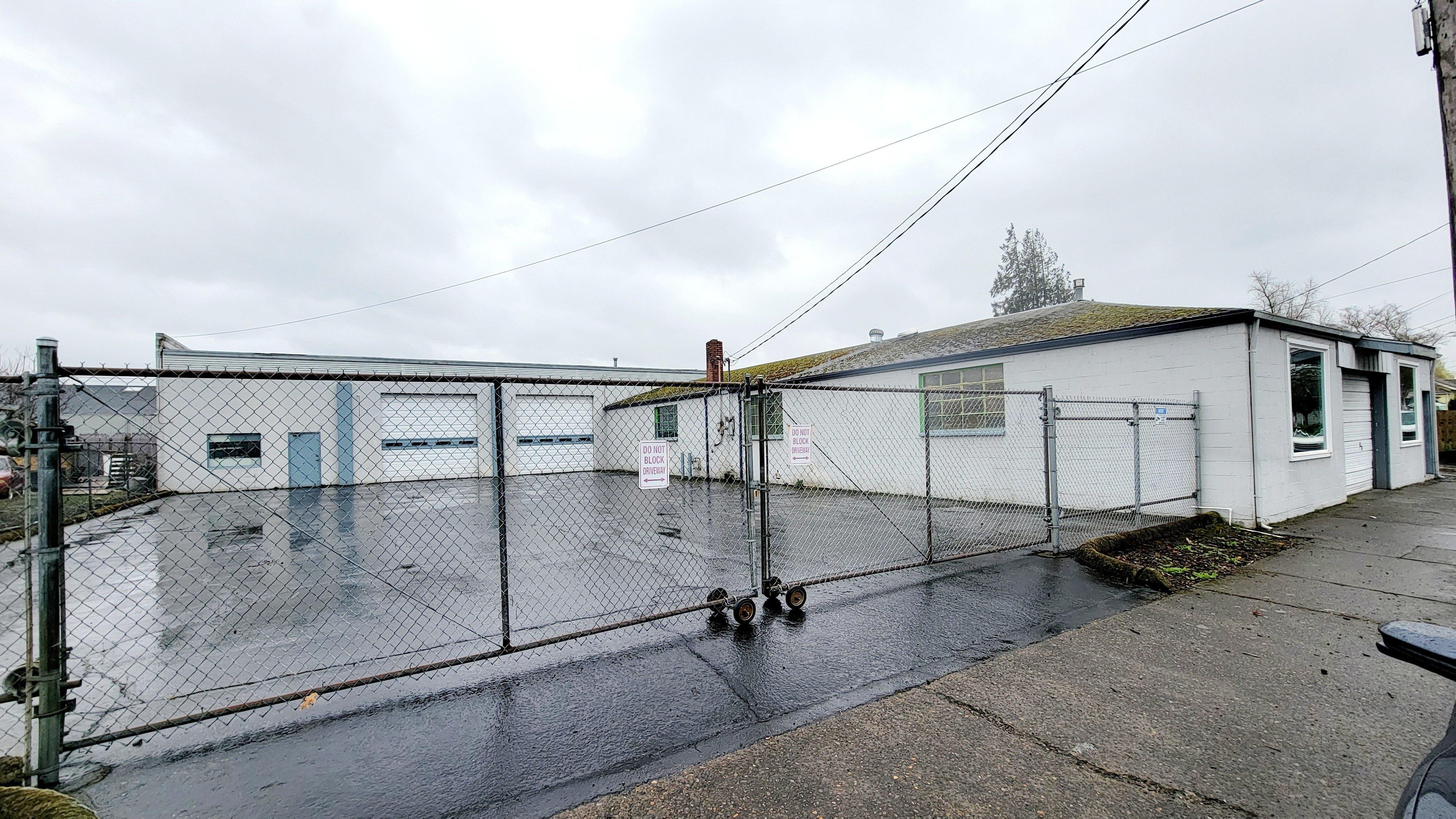 Property Image for 2060 Warner St NE, Salem, OR 97301