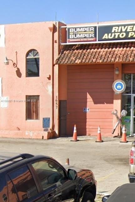 Property Image for 1657 W 40th St 6