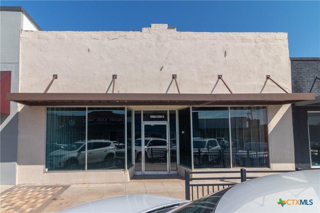 Property Image for 327 E Avenue D