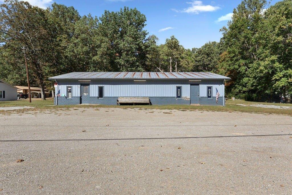 Property Image for 332 E Greenville Rd