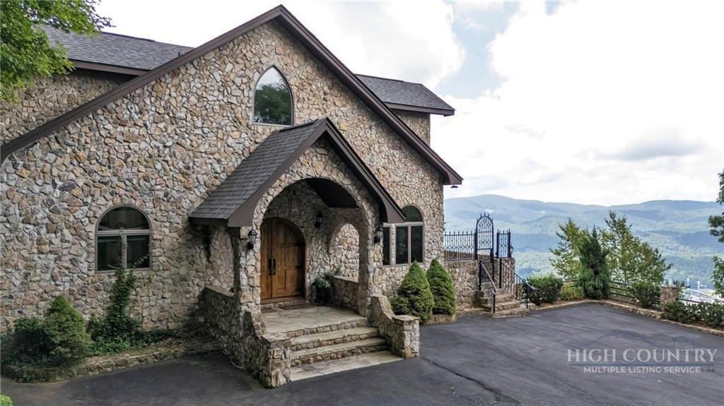Property Image for 530 Howards Knob Road