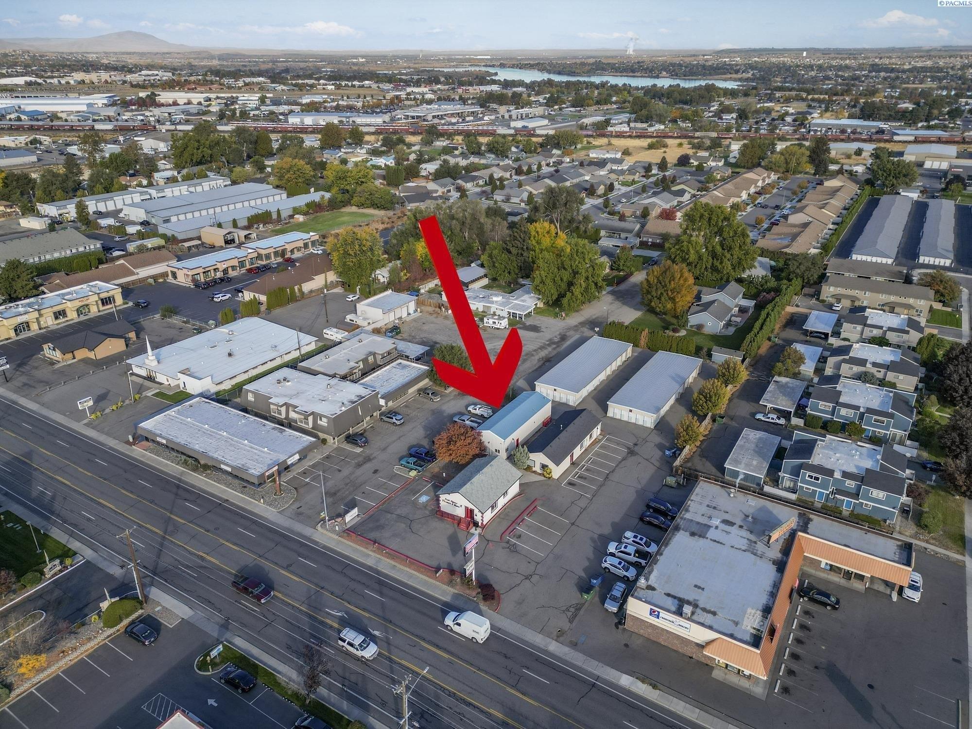 Property Image for 5428 W Clearwater Ave- Bldg B