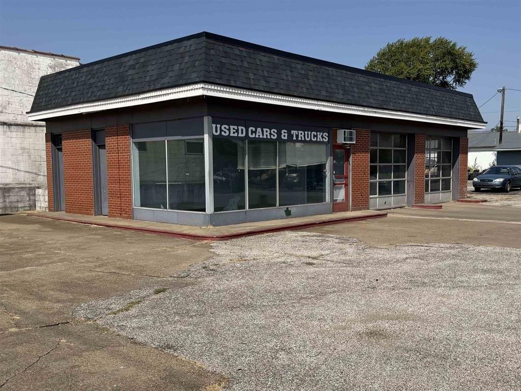 Property Image for 1320 Triplett Street
