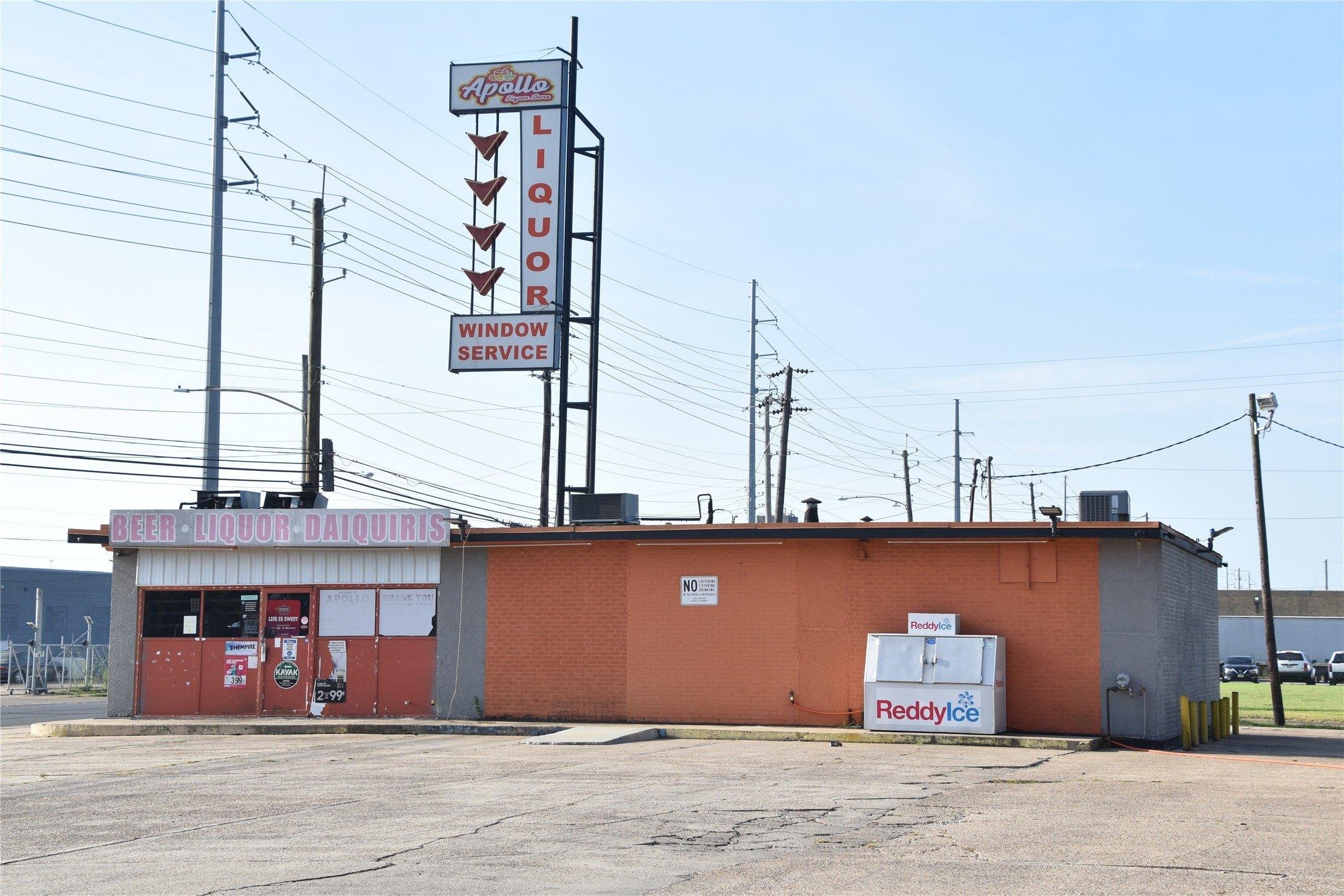 Property Image for 5932 Linwood Avenue