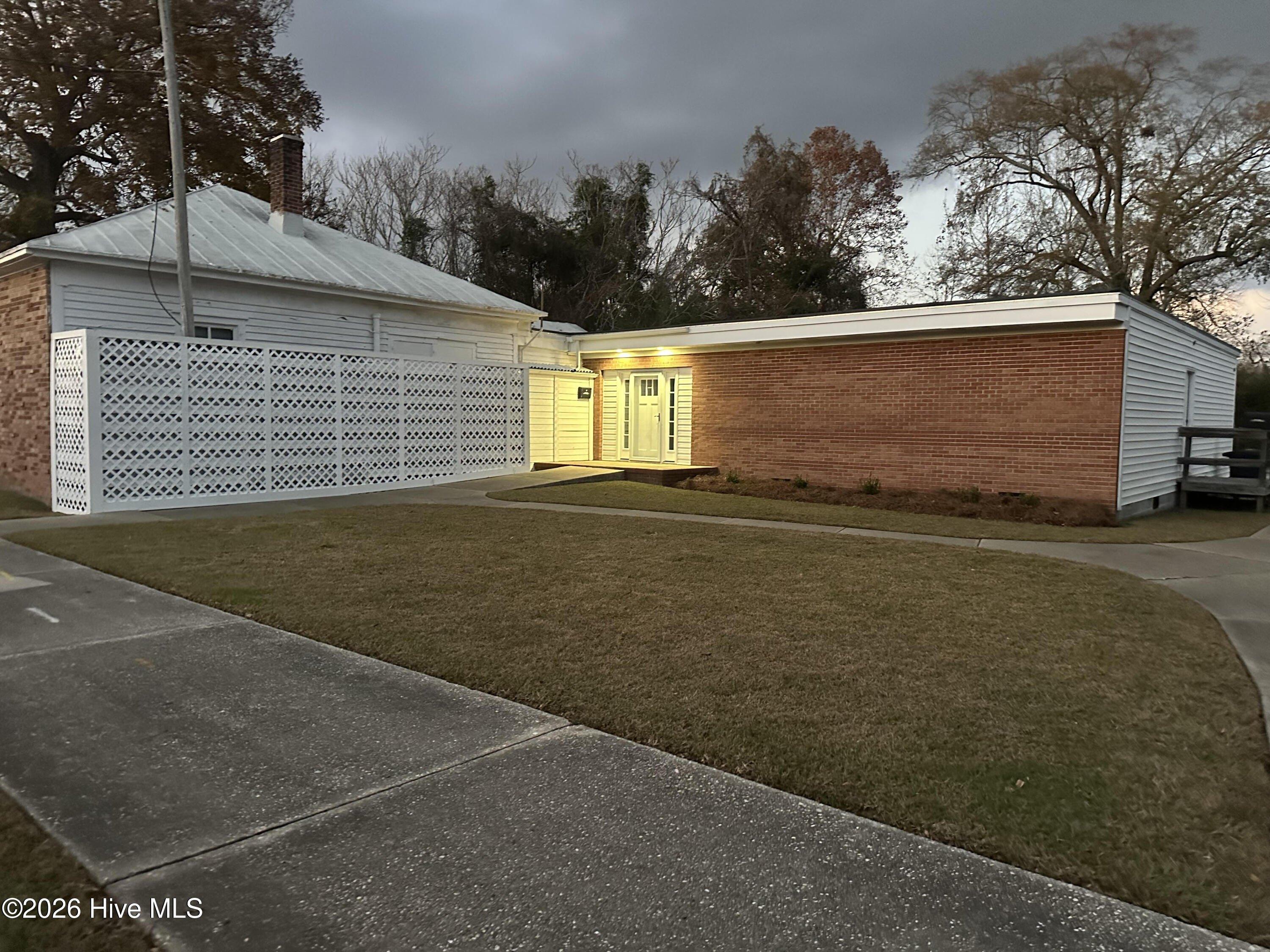 Property Image for 231 New Bridge Street