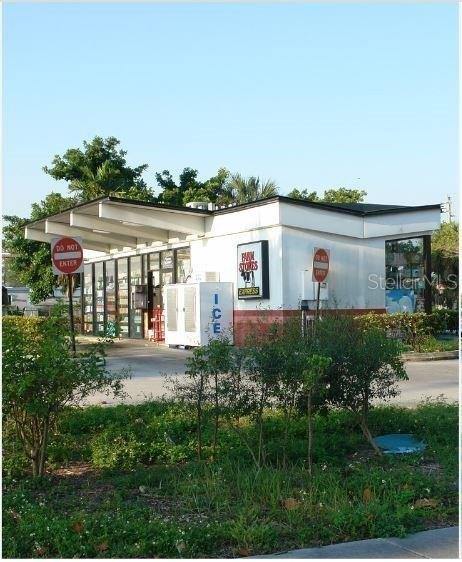 Property Image for 4050 SW 21ST Street