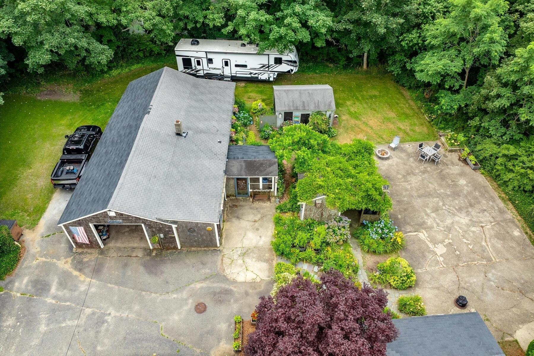 Property Image for 643 Main Street