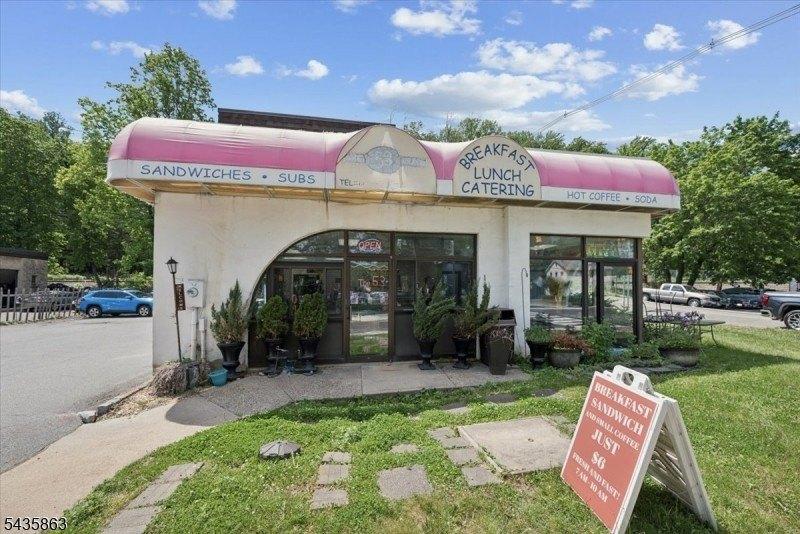 Property Image for 383 E Main St