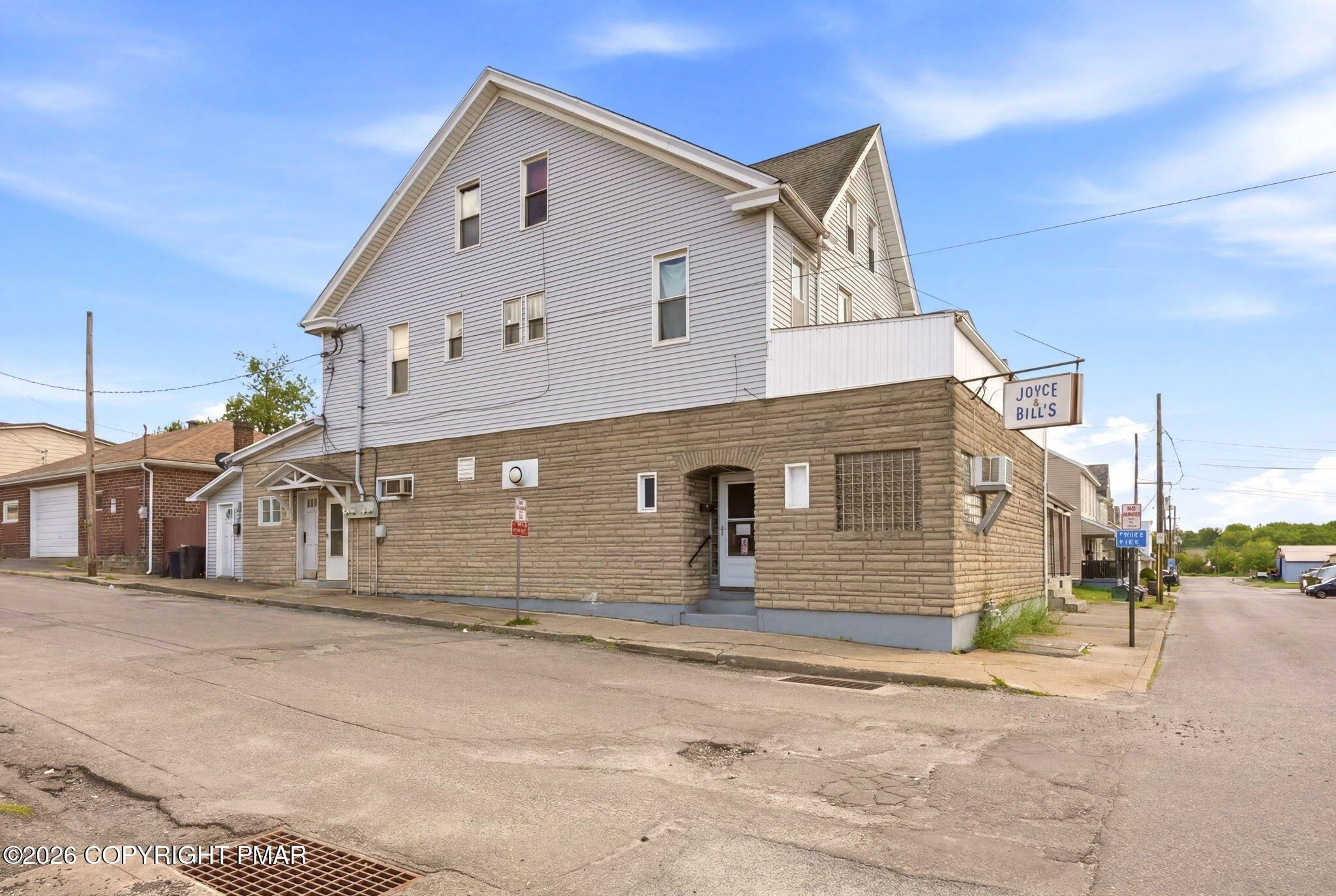 Property Image for 181 S Wyoming Street