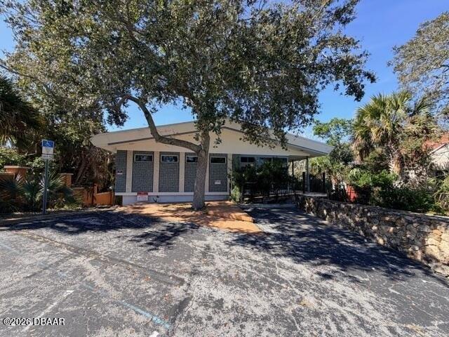 Property Image for 523 N Peninsula Drive