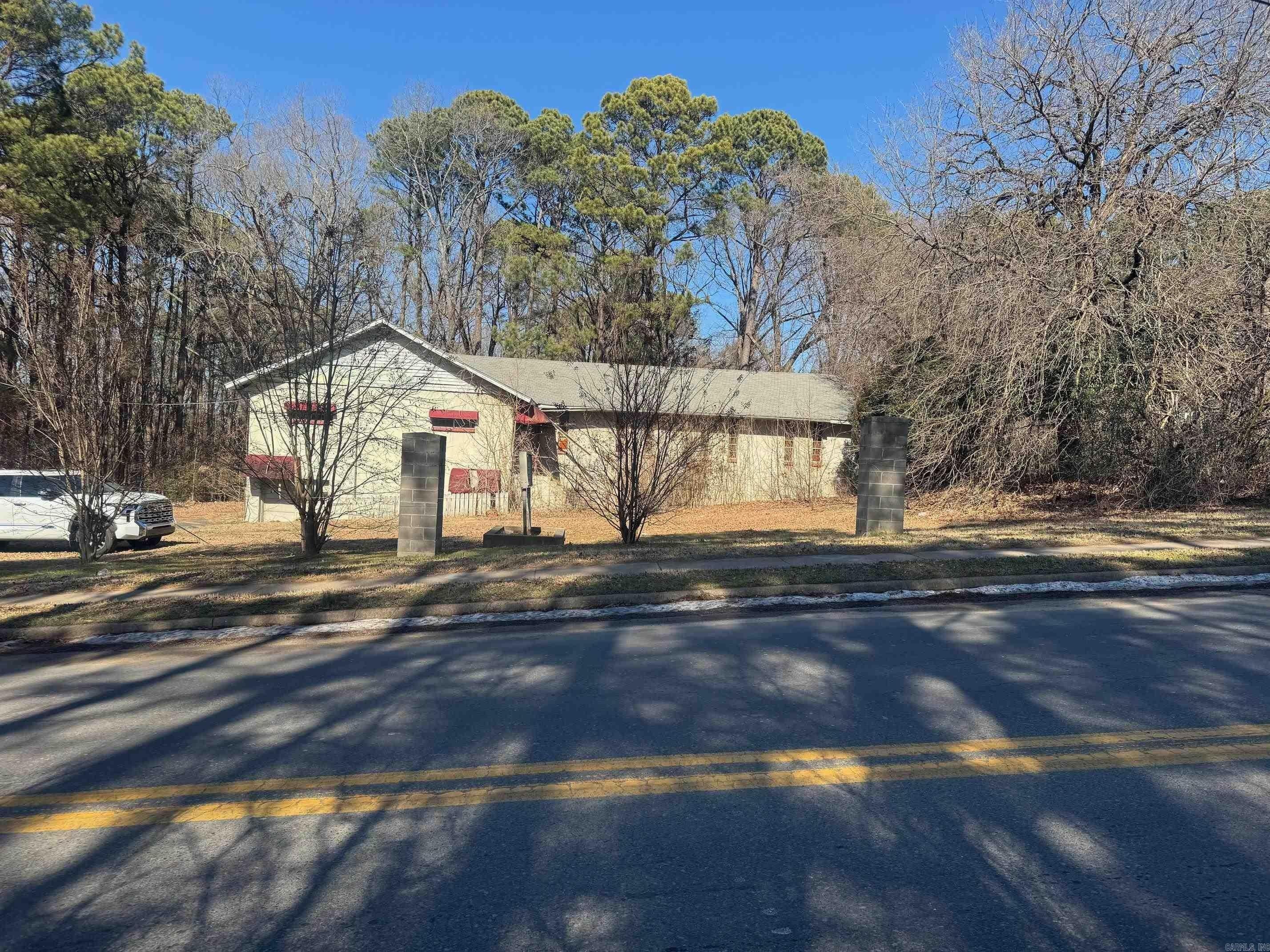Property Image for 5000 Young RD