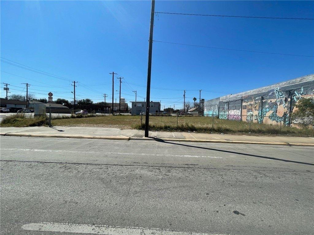 Property Image for 1231 & 1235 Staples Street